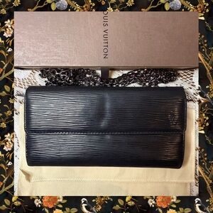 Louis Vuitton Black Epi Leather Sarah Long Wallet